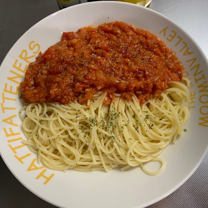 カロリー控え目☆フルーティなトマトソースパスタ